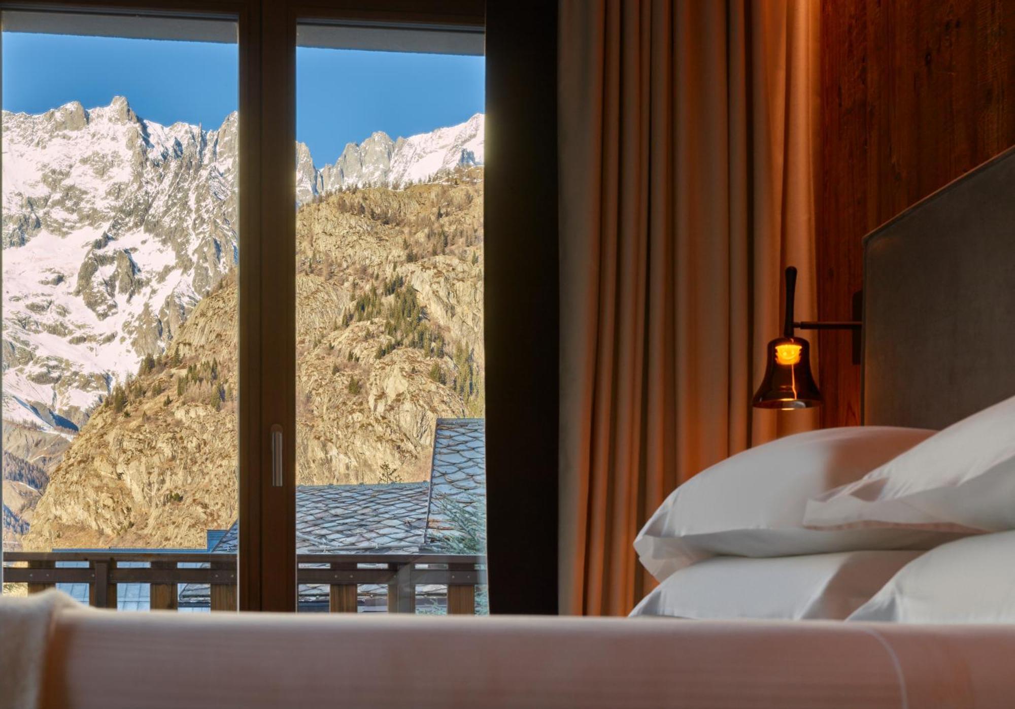 Le Massif Hotel & Lodge Courmayeur The Leading Hotels Of The World Exterior foto